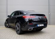 Mercedes-Benz GLE 9