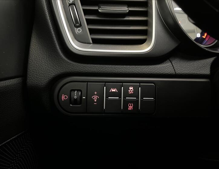 KIA Ceed 19