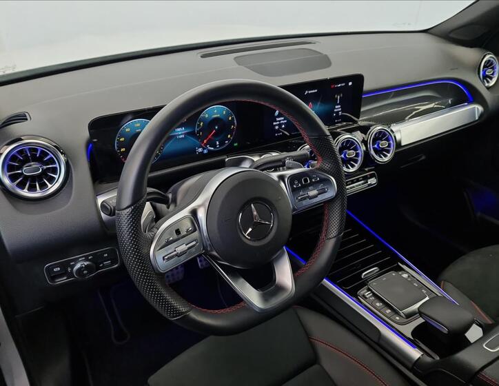 Mercedes-Benz GLB 9