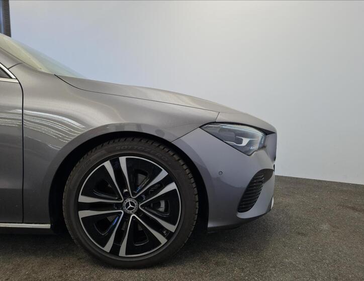 Mercedes-Benz CLA 21