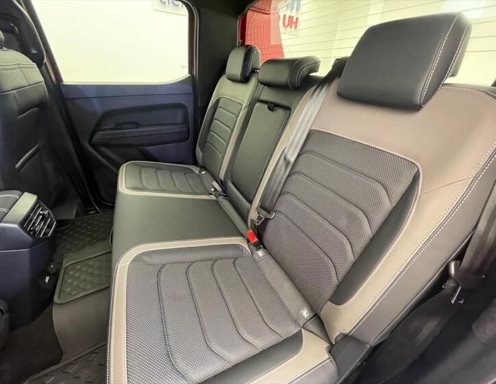 Volkswagen Amarok 16