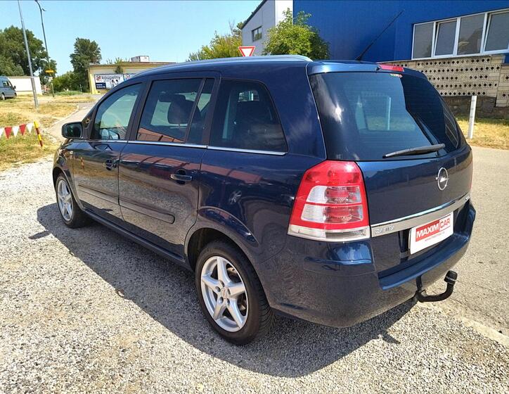 Opel Zafira 5