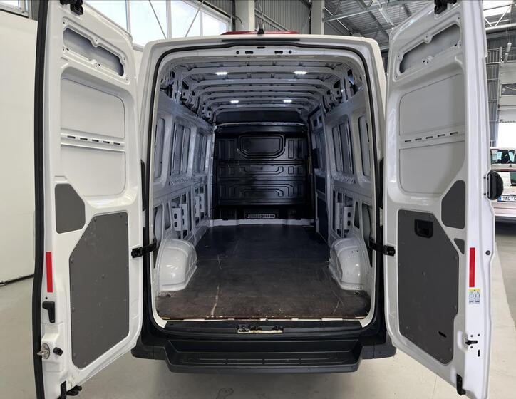 Volkswagen Crafter 22
