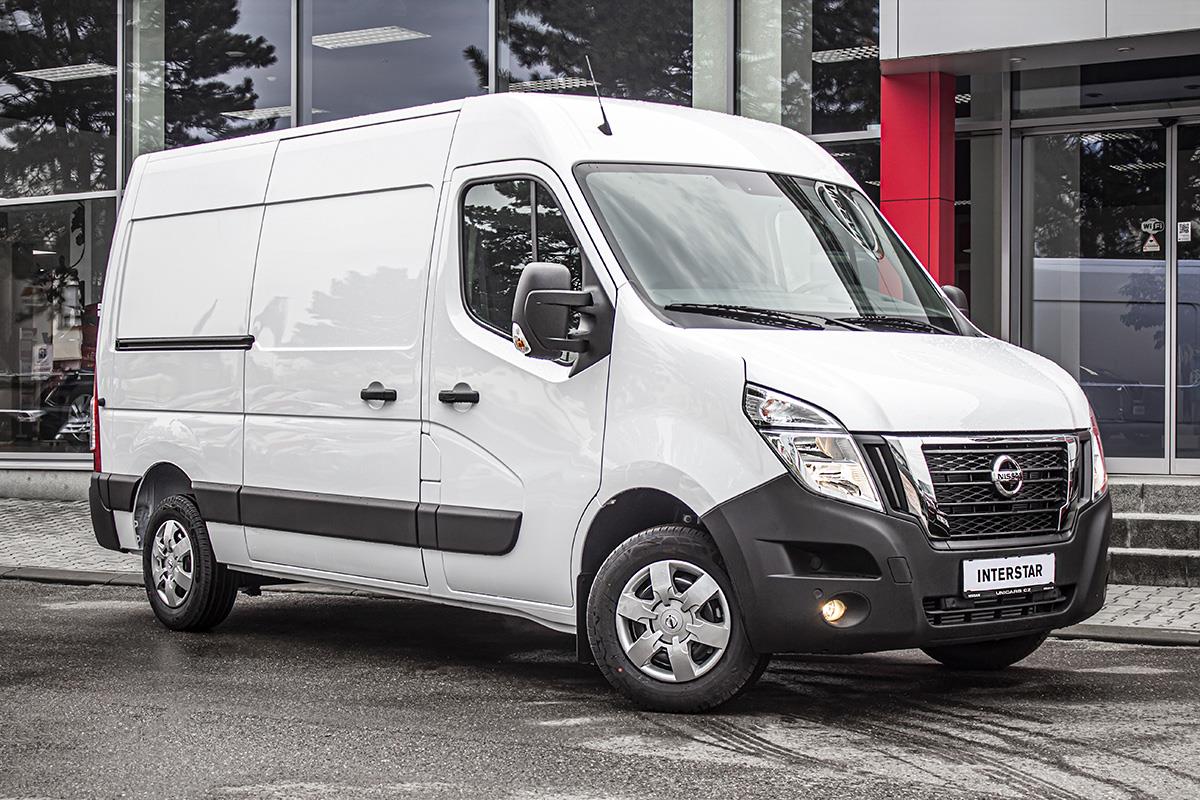 Nissan NV400
