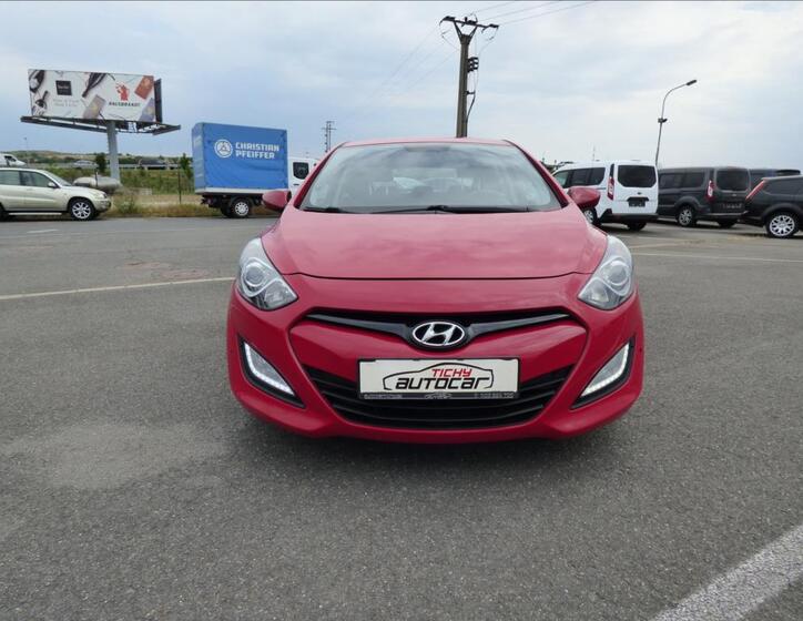 Hyundai i30 8