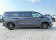 Ford Tourneo Custom 6