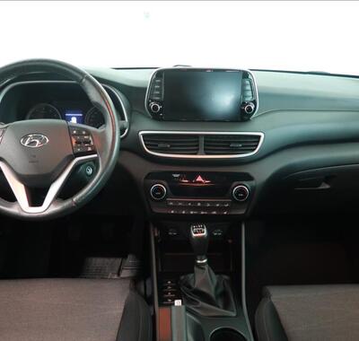 Hyundai Tucson 9