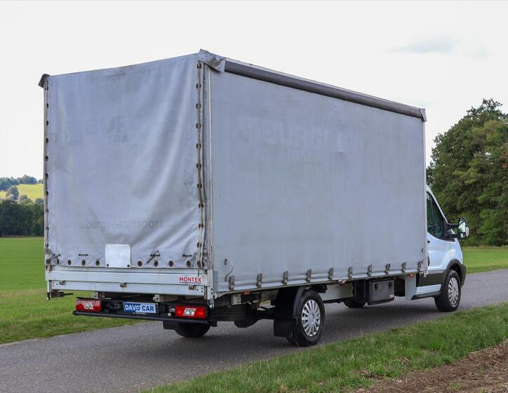 Ford Transit 7