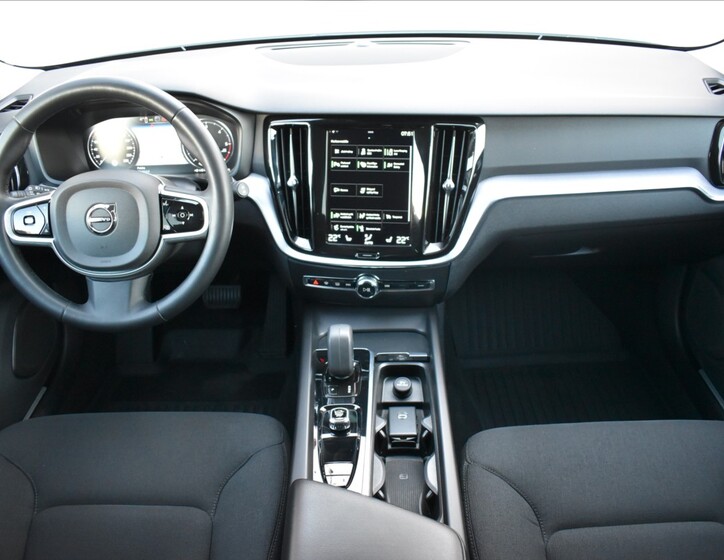 Volvo V60 14