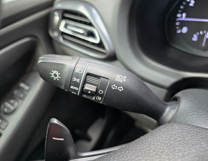 Hyundai i30 16