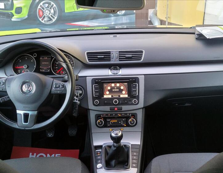 Volkswagen Passat 37