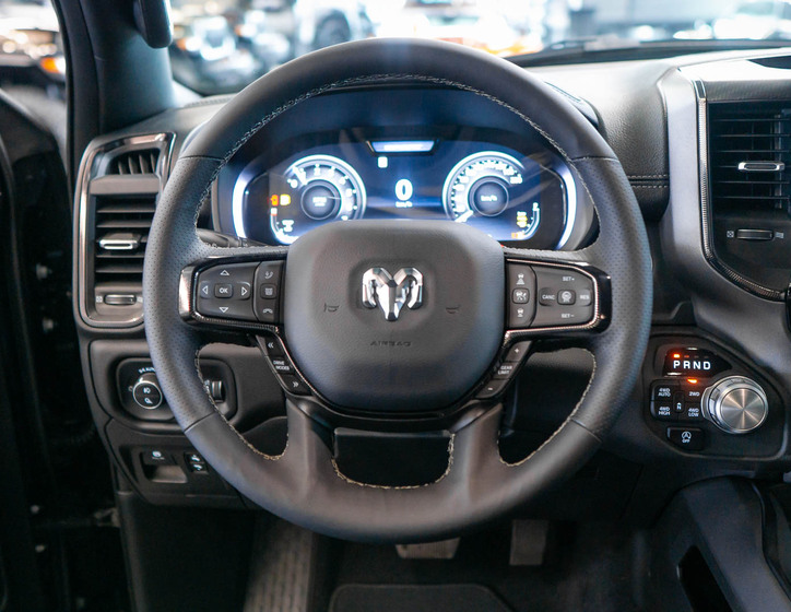 Dodge RAM 14