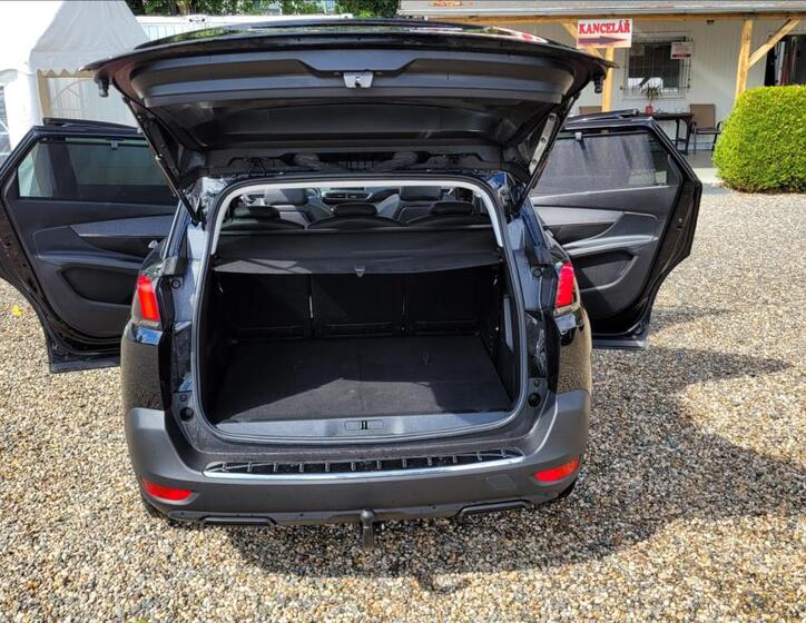 Peugeot 5008 40