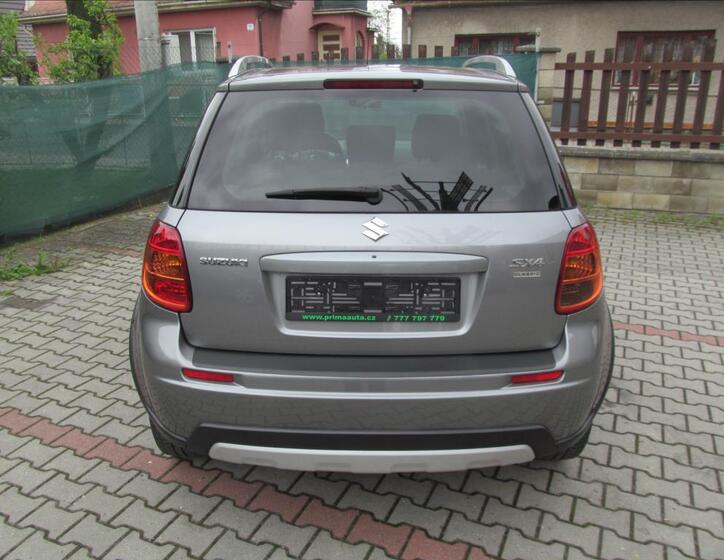 Suzuki SX4 5