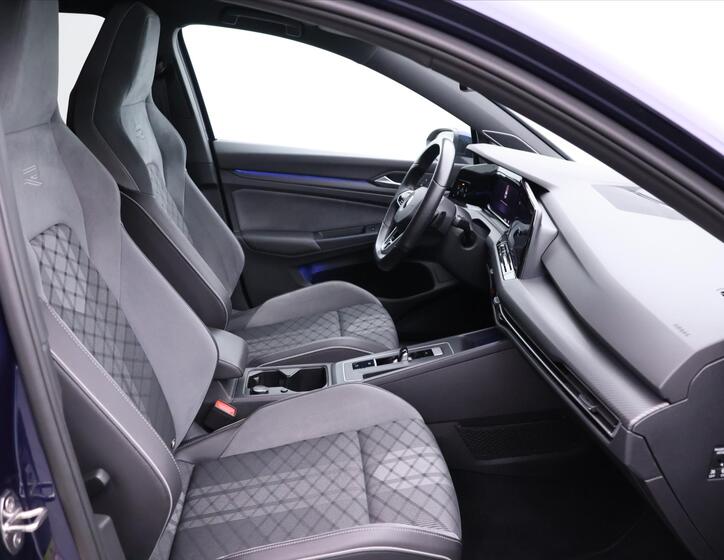 Volkswagen Golf 14