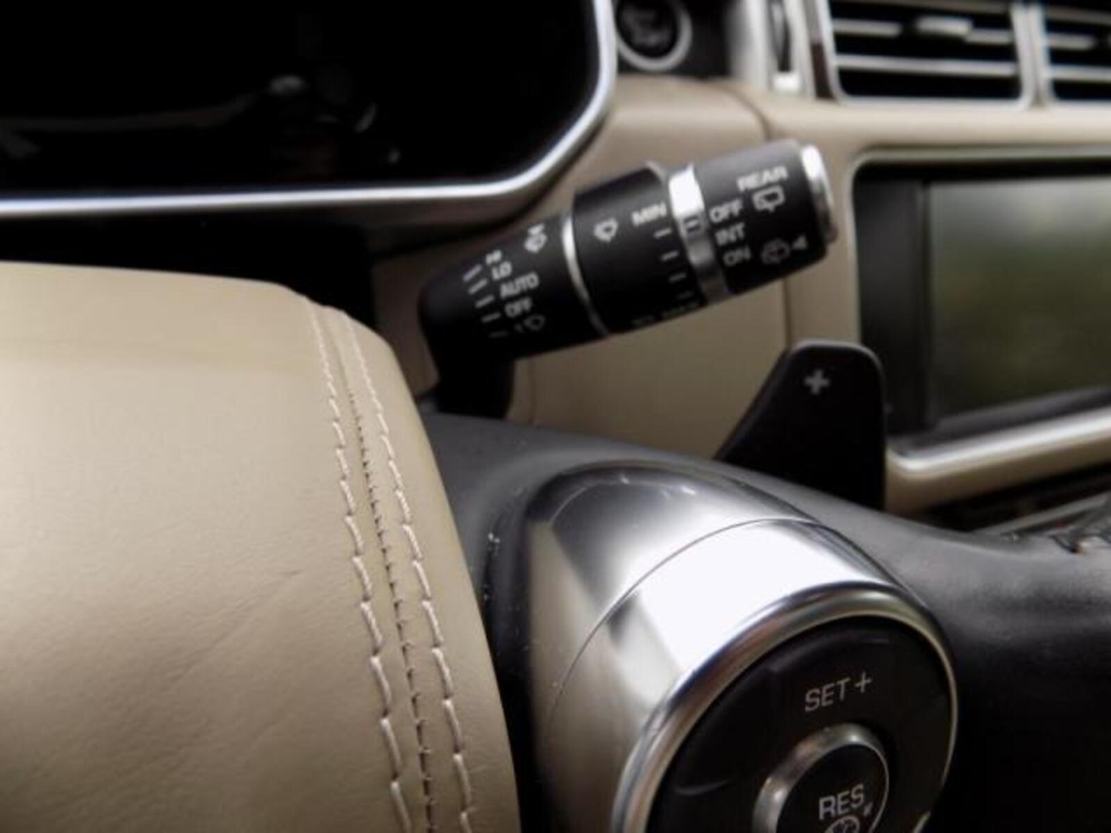 Land Rover Range Rover 32