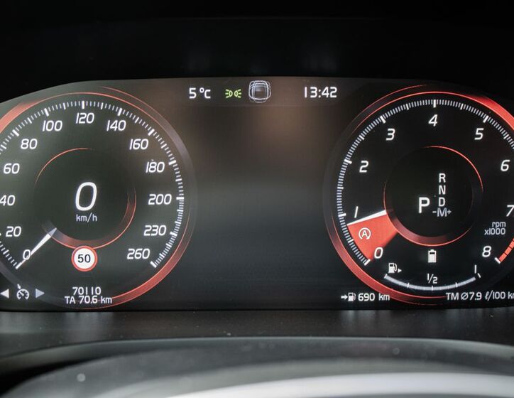 Volvo V60 13