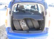 Škoda Roomster 17