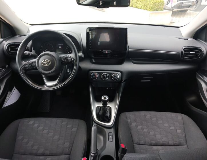 Toyota Yaris 15