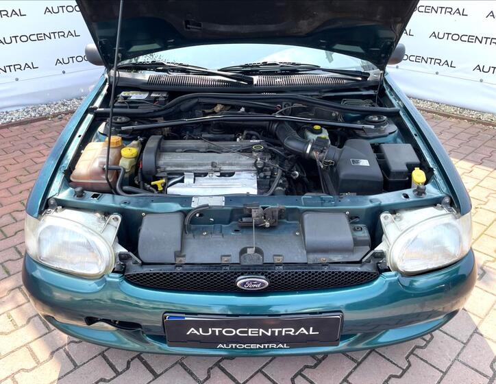 Ford Escort 15