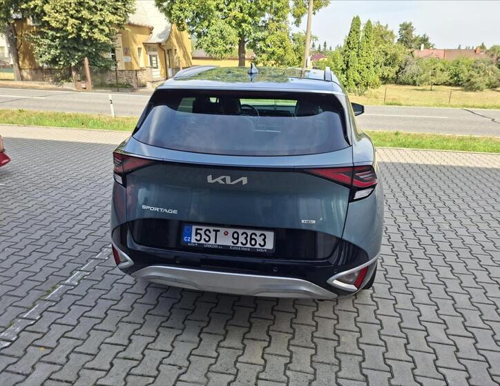 KIA Sportage 4