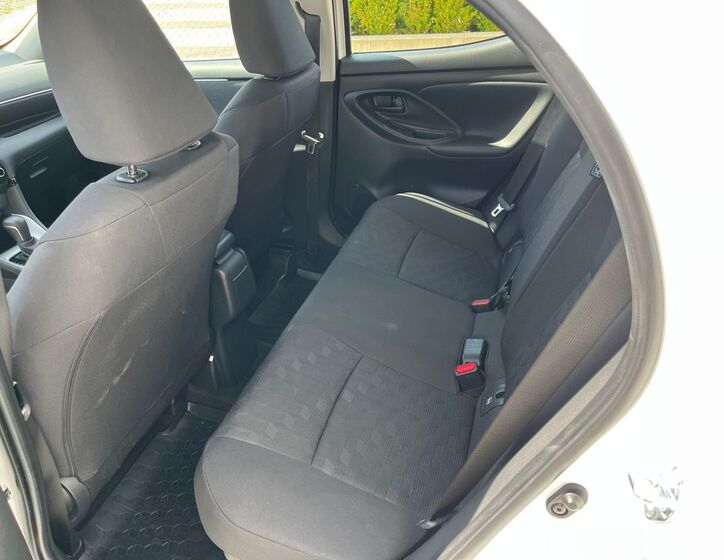 Toyota Yaris 15