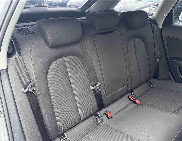 Audi A6 21