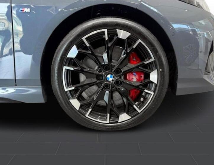 BMW Řada 2 7