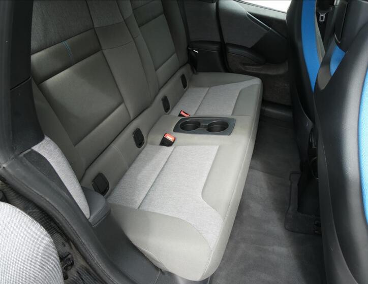 BMW i3 24