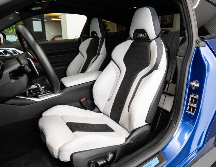 BMW M4 7