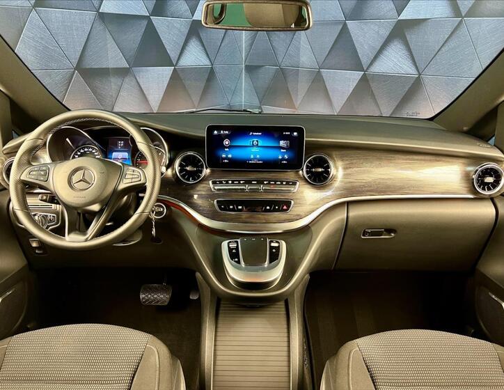 Mercedes-Benz Třídy V 9