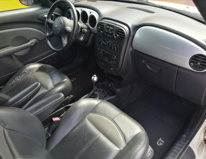 Chrysler PT Cruiser 11