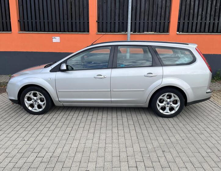 Ford Focus 8