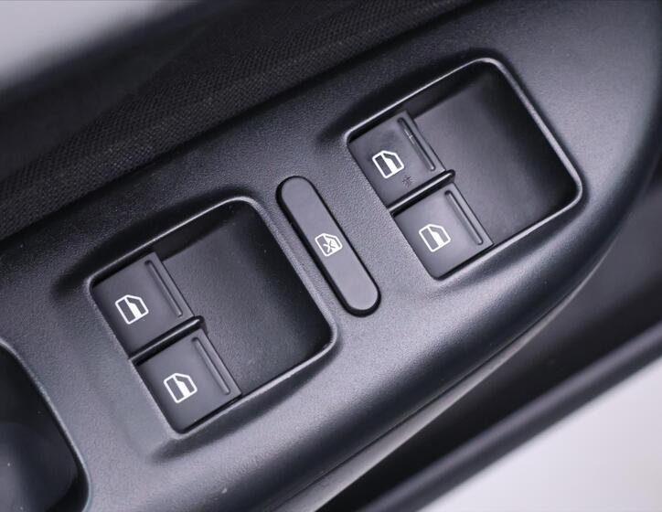 Škoda Octavia 14