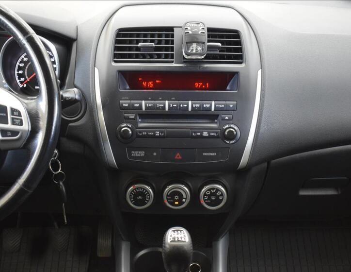 Mitsubishi ASX 16