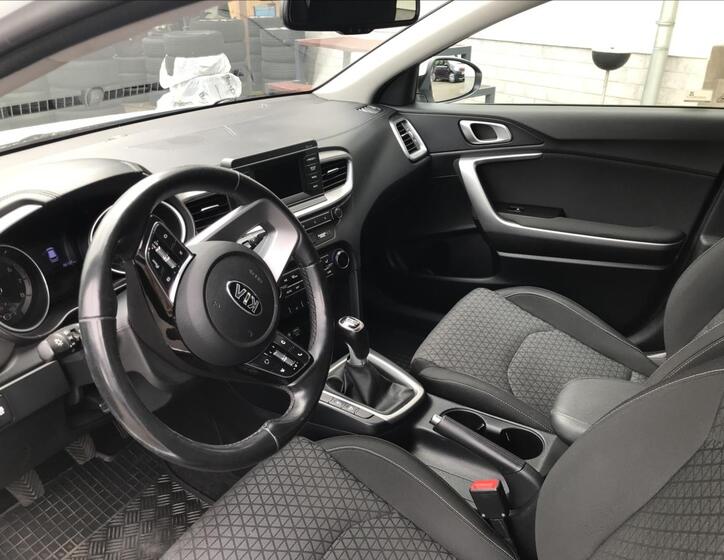 KIA Ceed 9