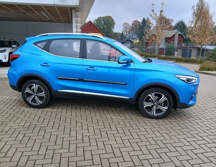 MG ZS 7