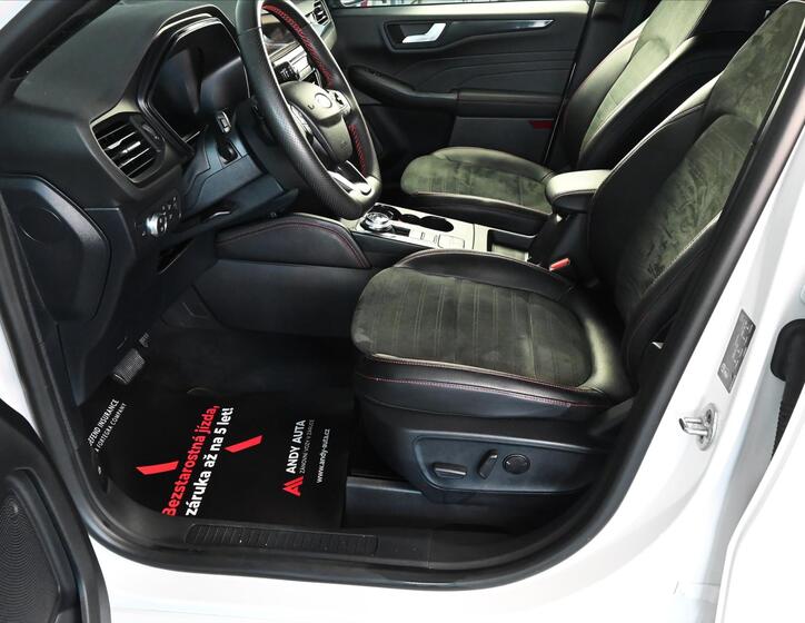 Ford Kuga 9