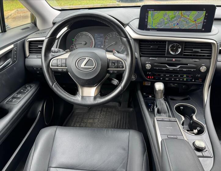 Lexus RX 300 11