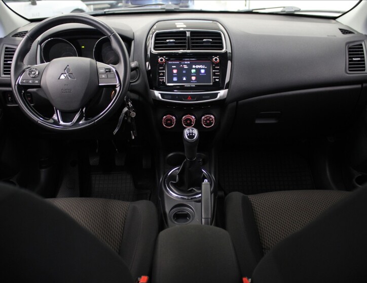 Mitsubishi ASX 8