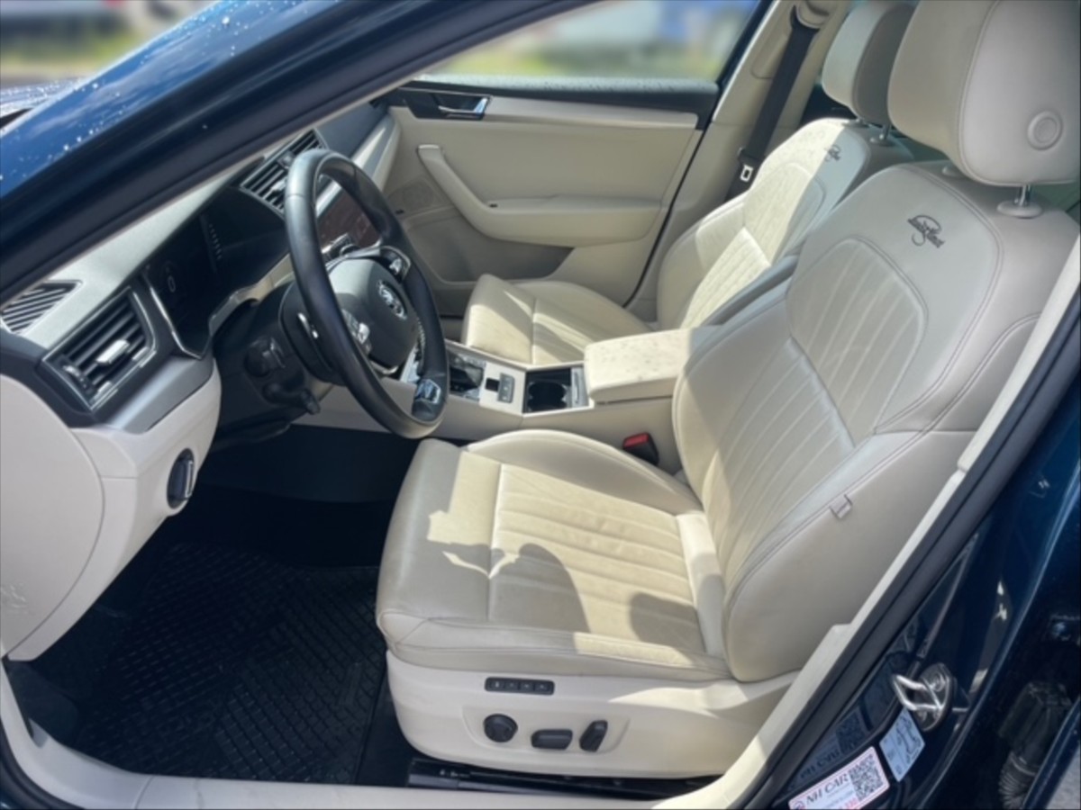 Škoda Superb