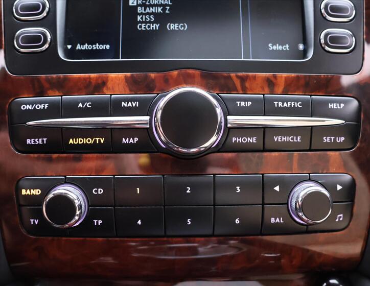 Bentley Flying Spur 30