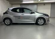 Toyota Yaris 4