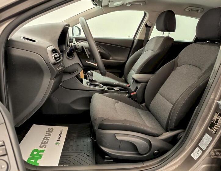 Hyundai i30 16