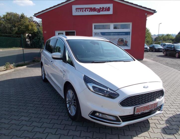 Ford S-MAX 1