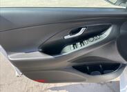 Hyundai i30 14