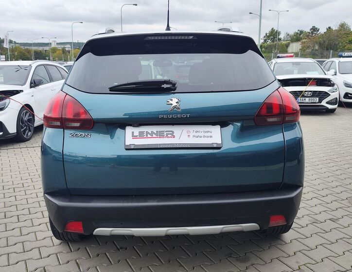 Peugeot 2008 6