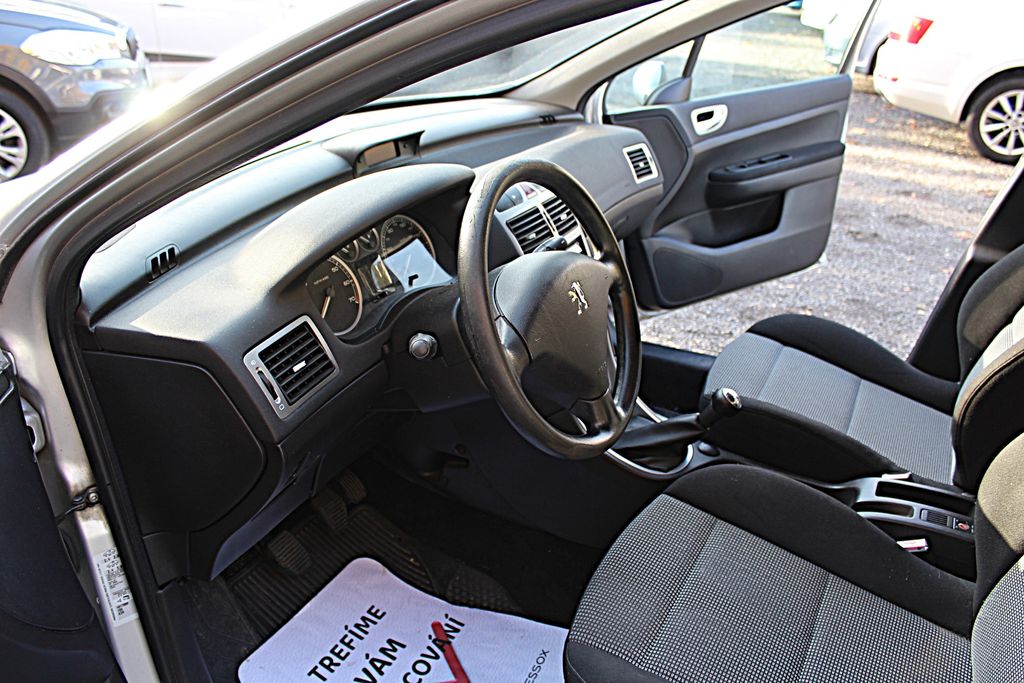 Peugeot 307