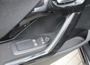Peugeot 208 8