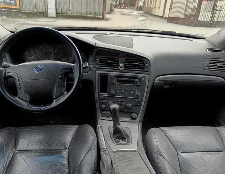 Volvo V70 16